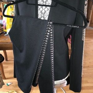 Cache coordinates in black  with gold armor